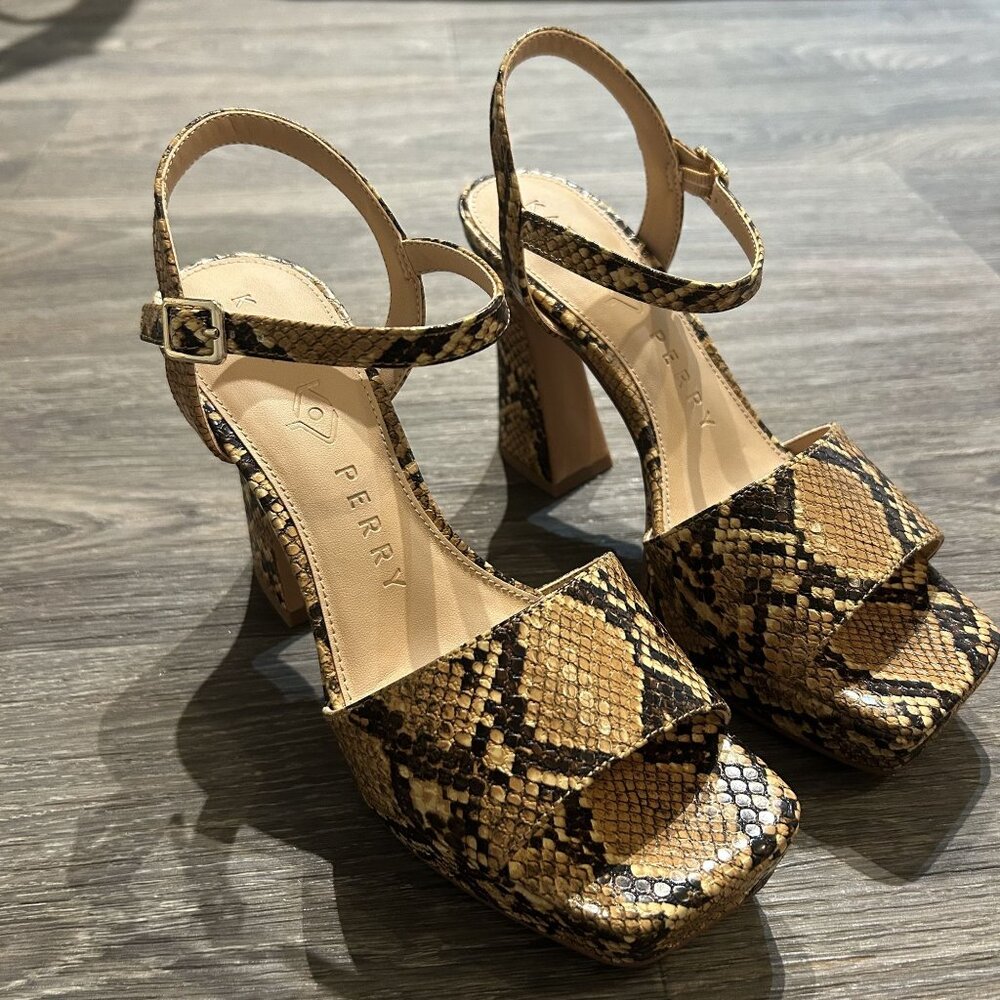 Katy Perry Size 7 37 Square Platform Sandals Snake Print Brown Tan Chunky Heels - Picture 8 of 16